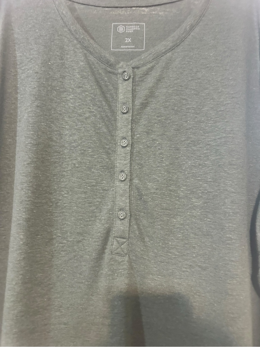 Candace Cameron Bure Olive Green V-Neck Tee - Picture 3 of 4